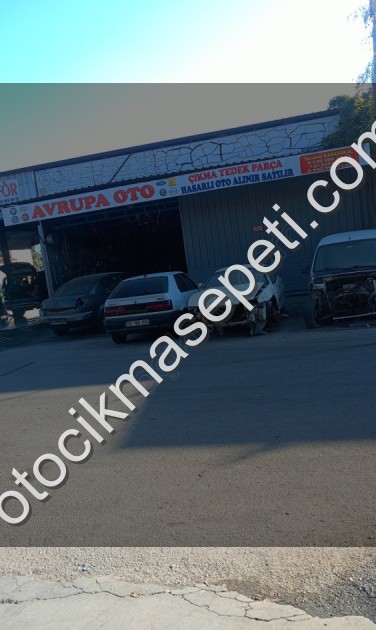 98AB A046A04 AEW Ford Focus 1 98/04 teyp çerçevesi