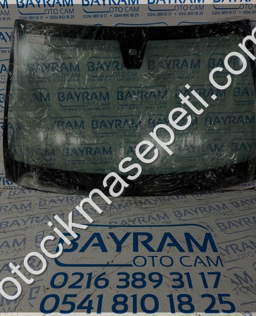 MERCEDES W205 SENSÖRLÜ ÖN CAM