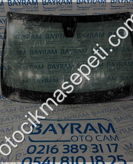 MERCEDES W205 SENSÖRLÜ ÖN CAM