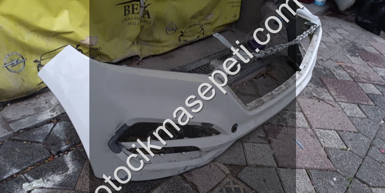 HYUNDAİ 2015-16 TUCSON ÖN TAMPON BEYAZ ÇIKMA ORJİNAL  YEDEK PARÇA - Detay Görseli 3