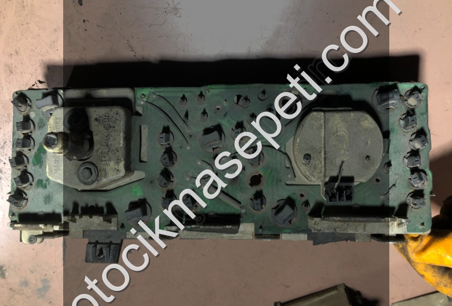 Renault Manager Optima Gösterge Paneli (Parça Parça Satılık)