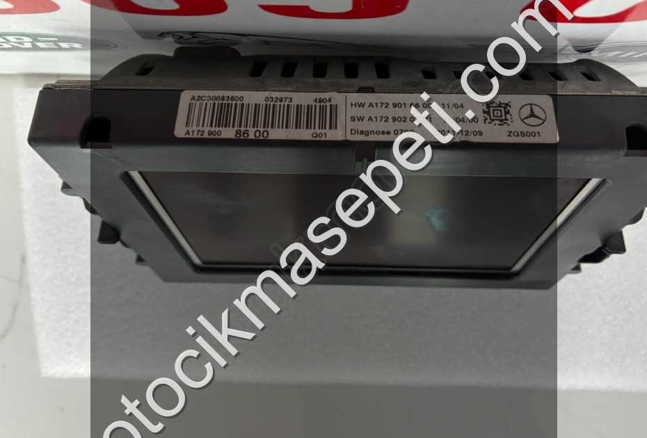 MERCEDES C SERİSİ W204 EKRAN ÇIKMA YEDEK PARÇA