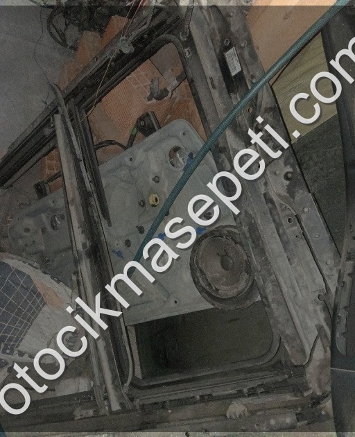 Audi A4 b7 kasa sunroof