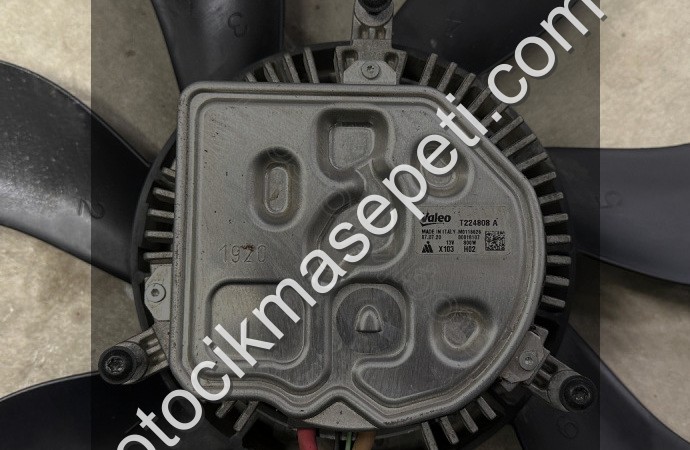 18-21 NİSSAN QASHQAİ 1.5 DCİ RADYATÖR FAN MOTORU T224808A