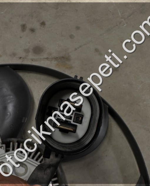 18-21 NİSSAN QASHQAİ 1.5 DCİ RADYATÖR FAN MOTORU T224808A