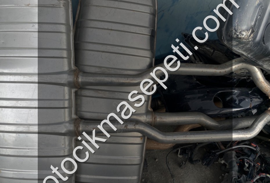 PORSCHE CAYENNE EGZOZ SUSTURUCU