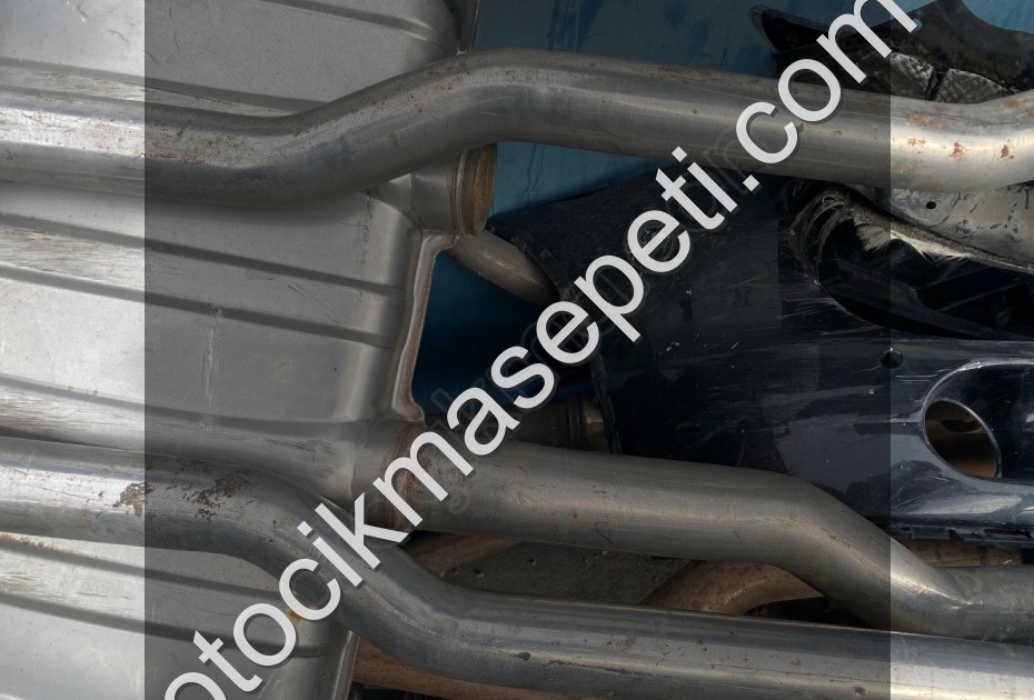 PORSCHE CAYENNE EGZOZ SUSTURUCU