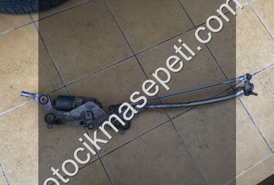 PORSCHE CAYENNE SİLECEK KOLU SİLECEK MOTORU 7P0955023 201122017