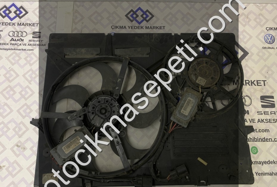 Audi Q7 3.0 TDI 20072015 Çiftli Fan Davlumbazı 7L0121207D