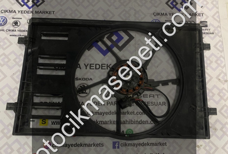 AUDİ / VW / SEAT / SKODA Fan Paneli 5Q0121205C  5Q0121207J