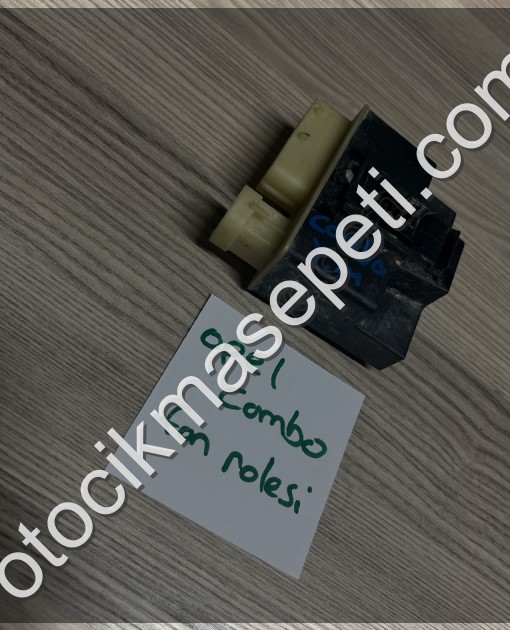 OPEL COMBO FAN ROLESİ