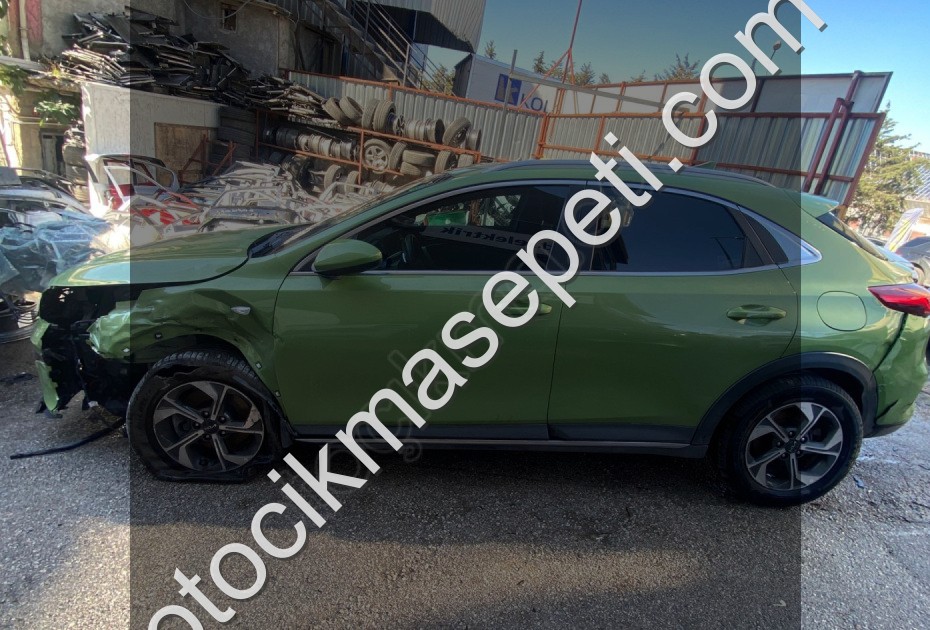 KİA X-CEED MULTİMEDYA SÖKME HATASIZ 2021-2024