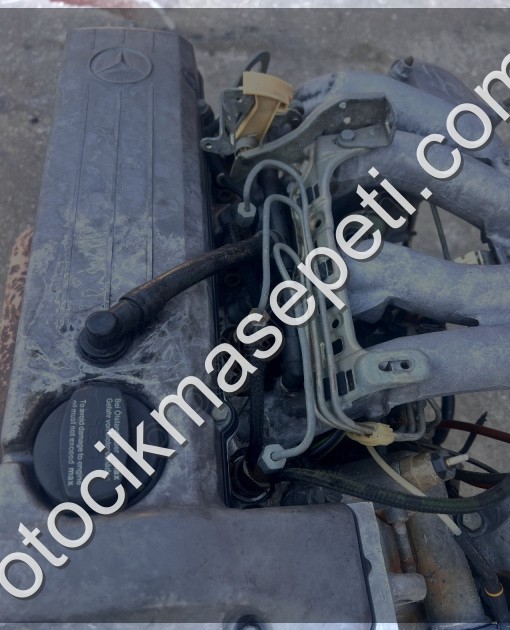 W124 MERCEDES 200 D BASKI BALATA SETİ ÇIKMA ORJİNAL