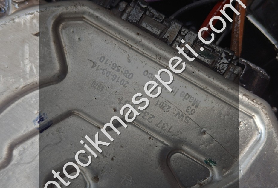 MERCEDES W205 C CLASS FAN ORİJİNAL ÇIKMA PARÇA 3137234001 - Detay Görseli 3