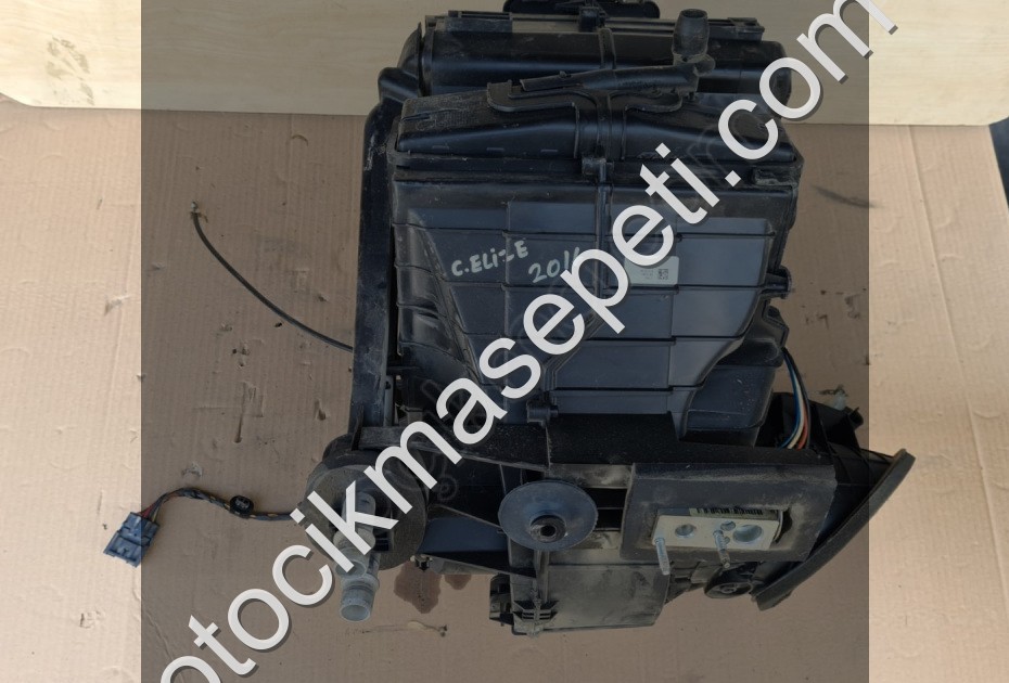 citroen c-elysee 2016 1.6 kalorifer kutusu/kazanı (son fiyat)