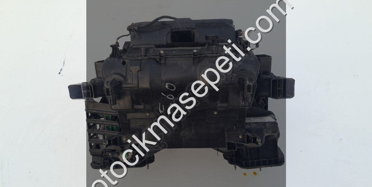 bmw 5 e60 kalorifer kutusu/kazanı (son fiyat)