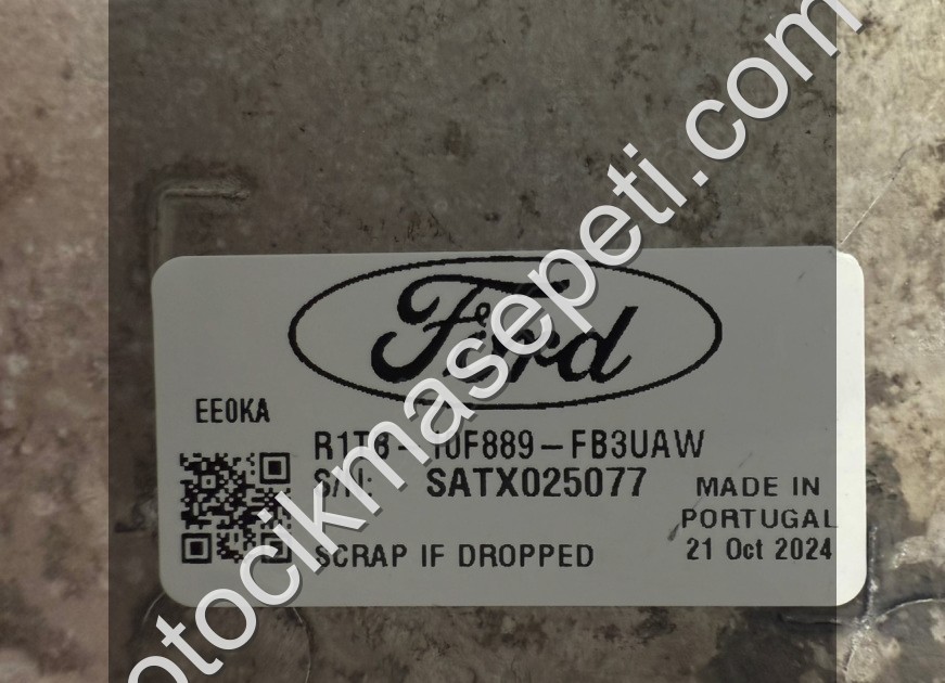 FORD PUMA ST LİNE r1tb-10f889 LCD EKRANI EGE OTOMOTİV BURSA