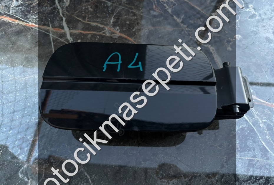 AUDI A4 YAKIT DEPO KAPAĞI EGE OTOMOTİV BURSA