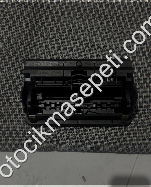 8V0857285B Audi A3 Radio Kontrol ünitesi