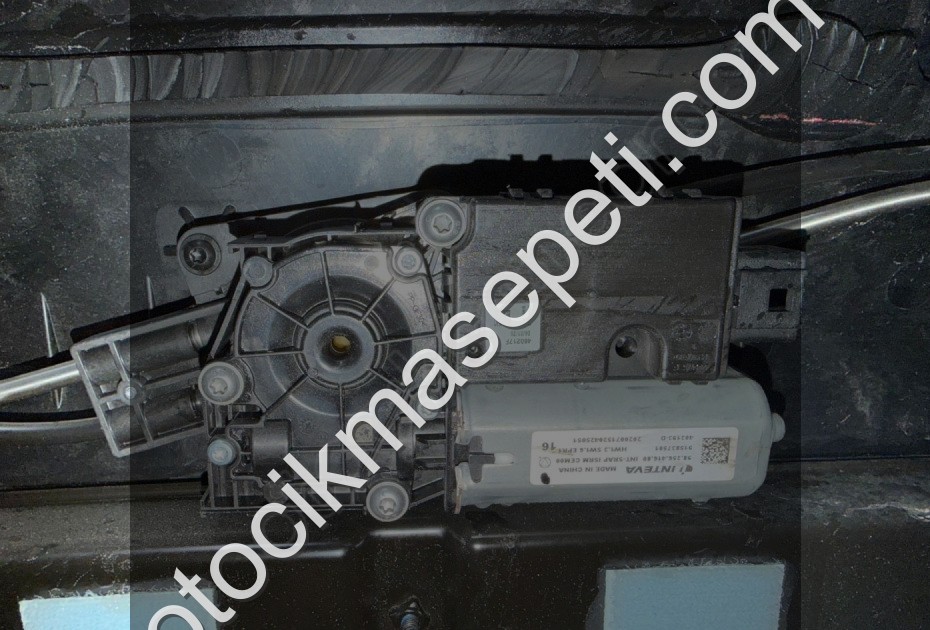 Peugeot 2008 sunroof