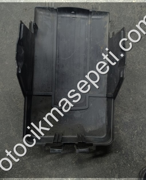 VOLKSWAGEN GOLF AKÜ KAPAĞI 1K0915443C