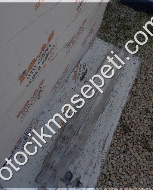 AUDİ A6 ÖN TAMPON DEMİRİ ALÜMİNYUM ÇIKMA ORJİNAL 2005-2011