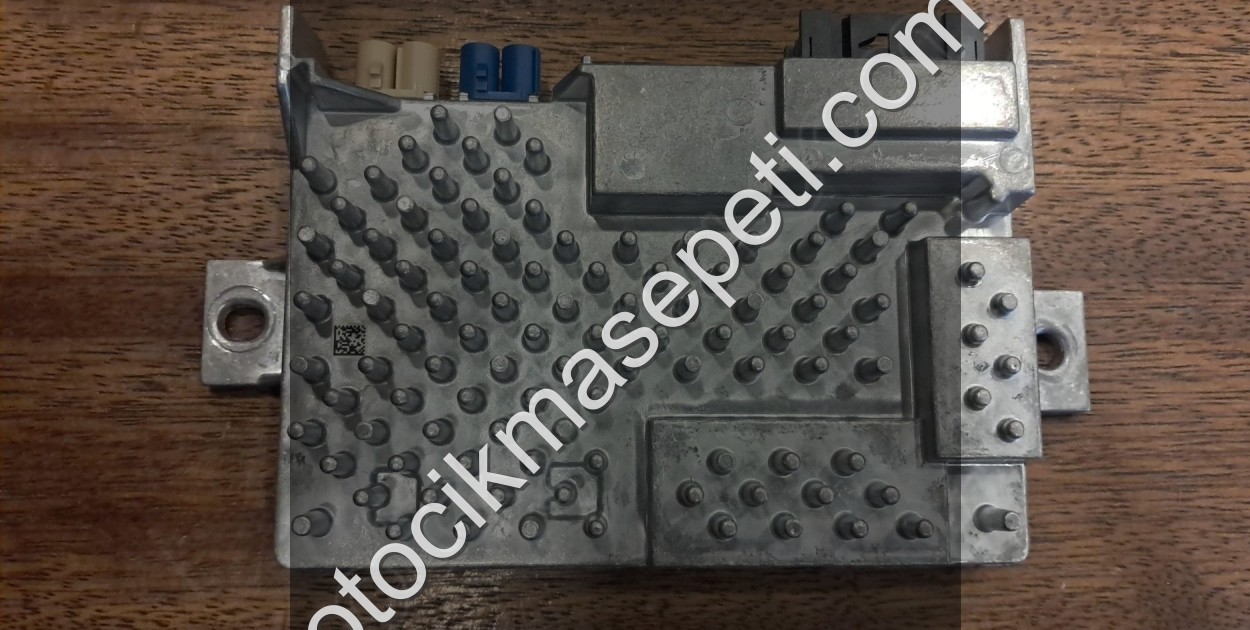 Mercedes Benz W206 Ses Kontrol Modülü A2069006323