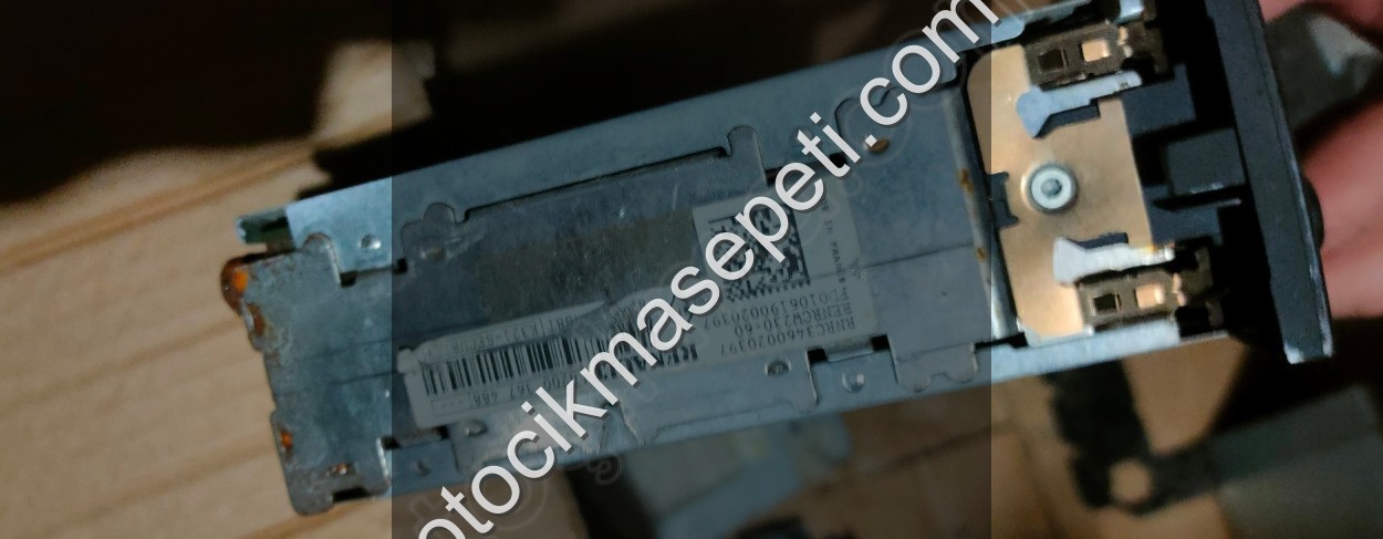 Renault Megane II oto teyp 8200367488