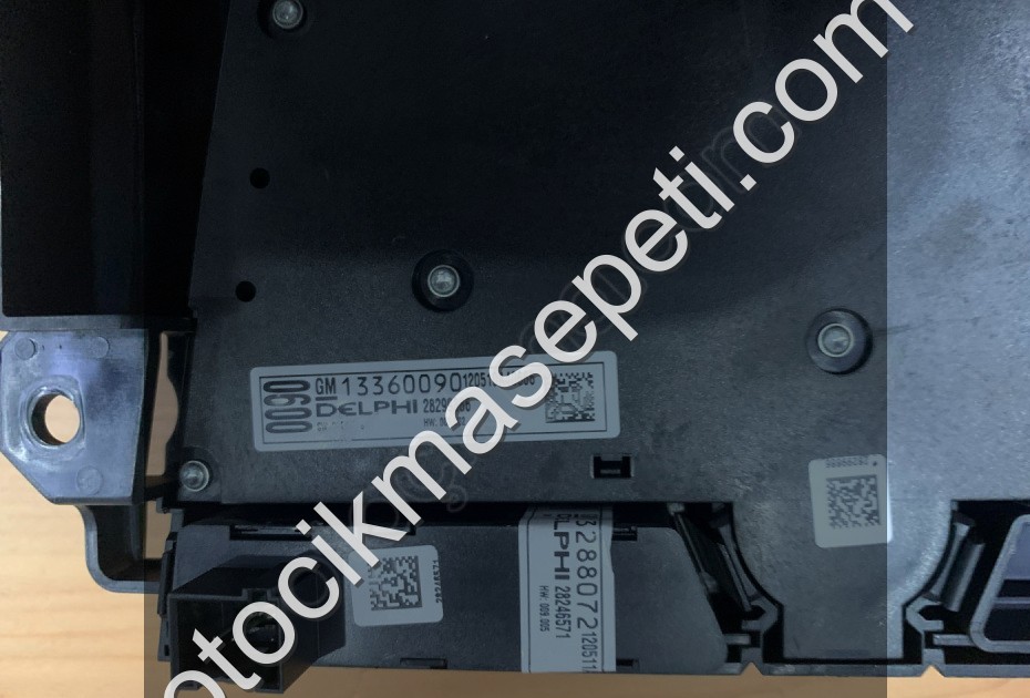 Opel ASTRA 2012 J KASA ÖN PANEL TUŞ TAKIMI ORJİNAL