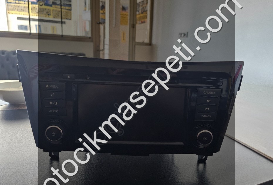 Nissan qashqai orjinal kameralı teyp
