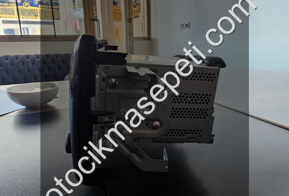 Nissan qashqai orjinal kameralı teyp