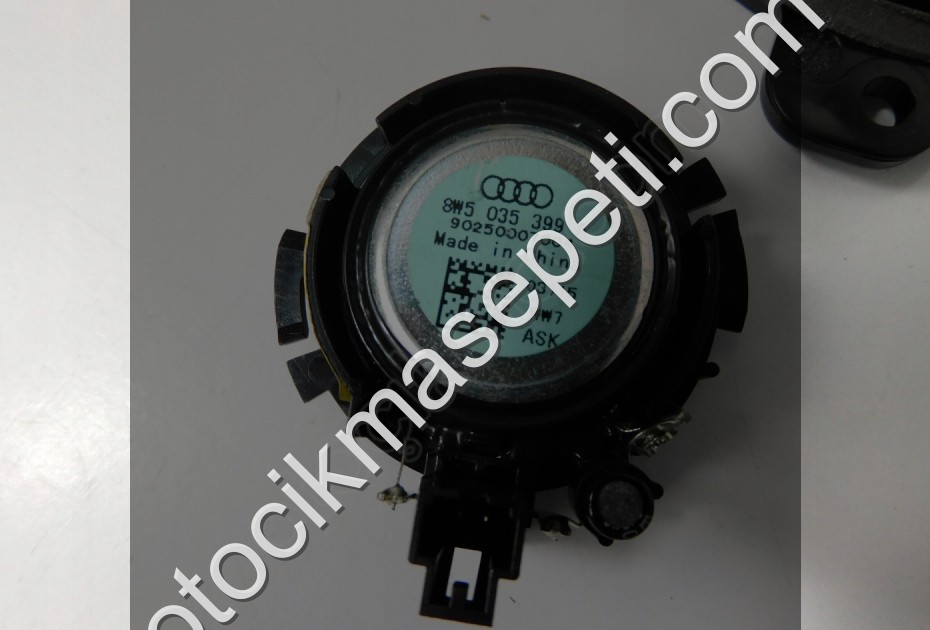 Bang  Olufsen Audi A4 B9 8W Orijinal Ses Sistemi OEM 8W0035223