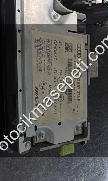 8v0857273p Audi a3 navigasyon ekran orjınal