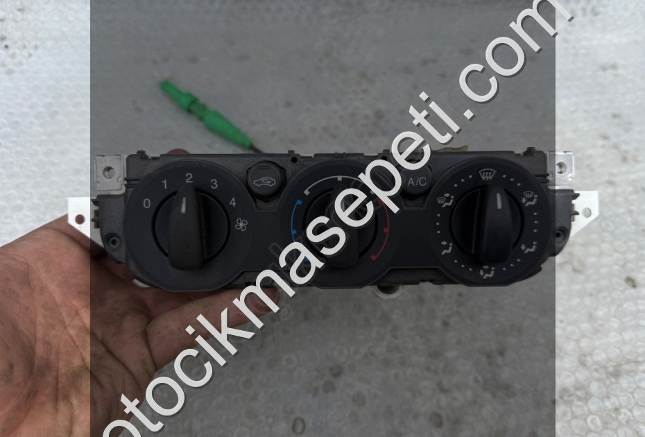 7M5T-19980-AA Ford Focus 2 Klima Kontrol Paneli ORJİNAL