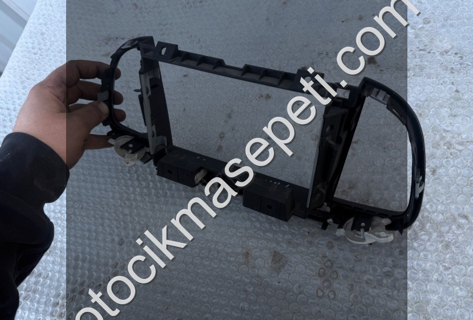 Fiat Doblo 4 Teyp Çerçevesi ORJİNAL