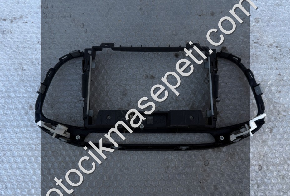 Fiat Doblo 4 Teyp Çerçevesi ORJİNAL