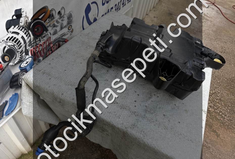 9832421480 Peugeot Rifter 1.5 BlueHDİ ADBLUE Deposu ORJİNAL