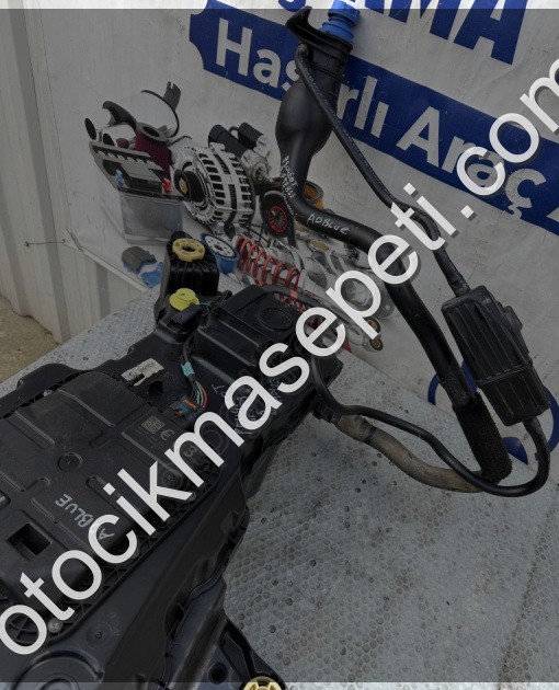 9832421480 Peugeot Rifter 1.5 BlueHDİ ADBLUE Deposu ORJİNAL