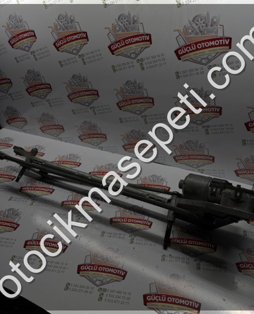 FORD KUGA SİLECEK MOTOR MEKANİZMASI ORİJİNAL SÖKME