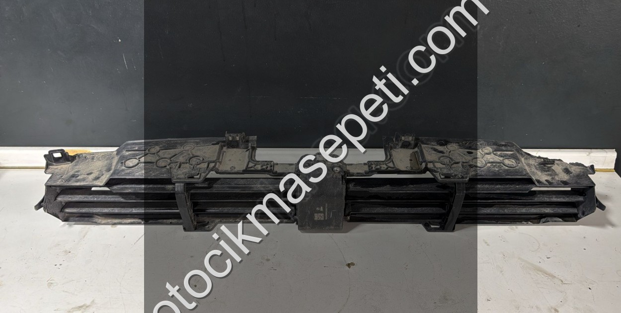 BMW İX3 G08 BEV LCİ ALT HAVALANDIRMA PERDESİ 51745A22690