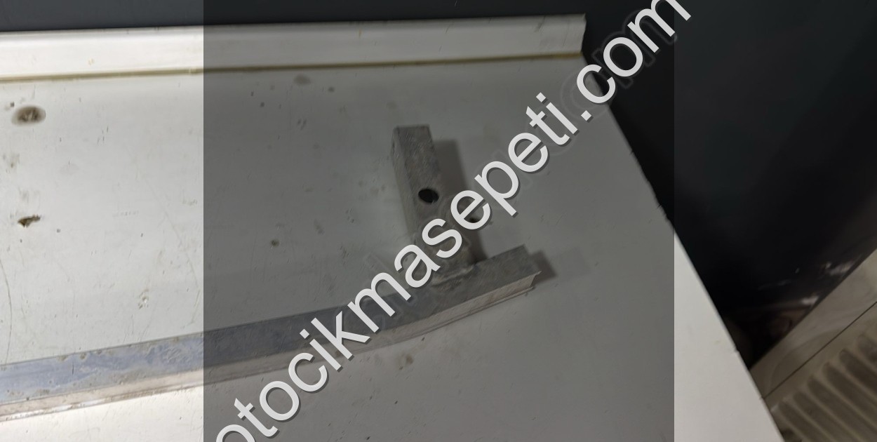 BMW X3 G01 X4 G02 ALT TAMPON DEMİRİ 51117399912-10