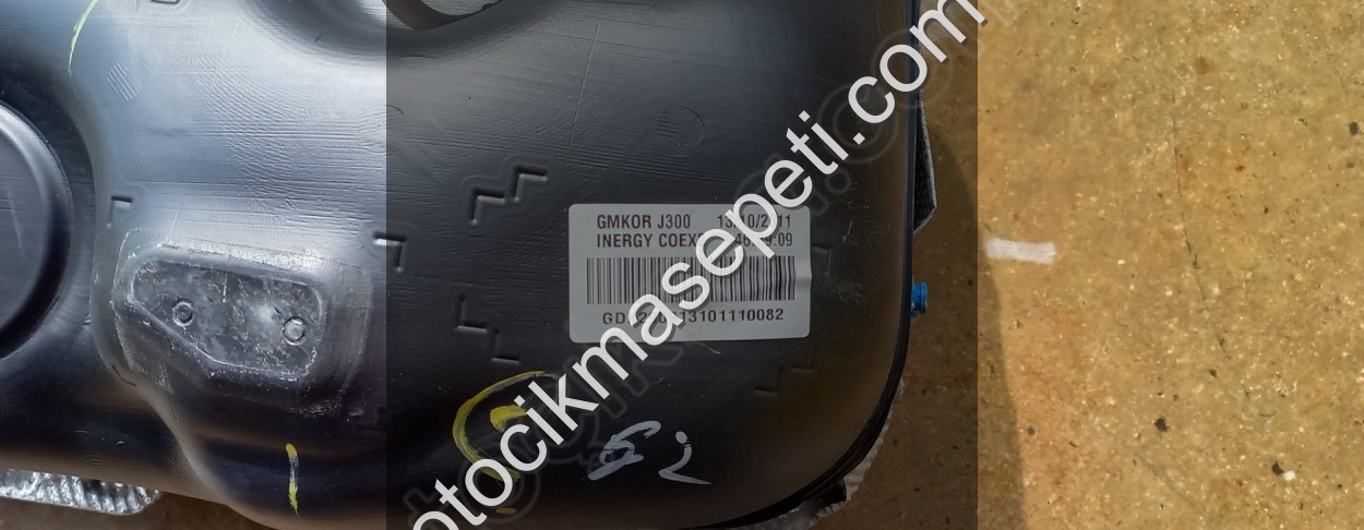 Cruze 2,0 dizel yakıt (mazot) deposu çıkma orj