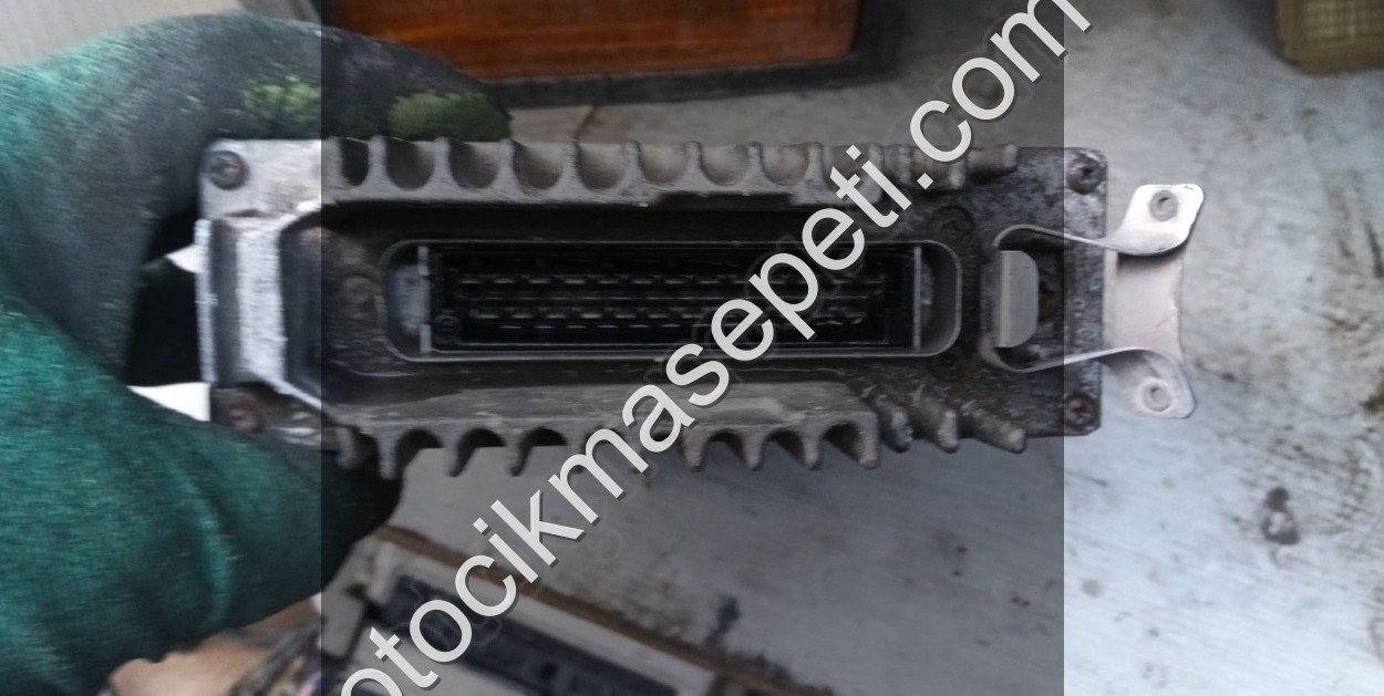 Mercedes e serisi w124 kasa motor beyni