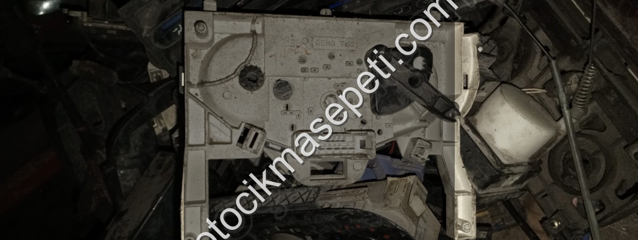 Renault trafic 2 klima kontrol paneli