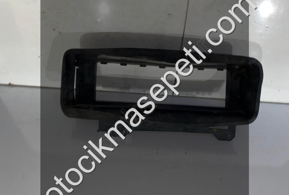 RENAULT CLİO 4 RADYATÖR FAN PANELİ