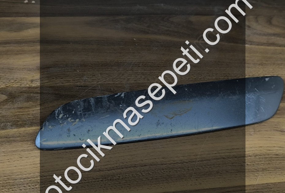 Volkswagen Vw Jetta-golf5 Gti Tampon Bandı Ön Sol 1k0807717b