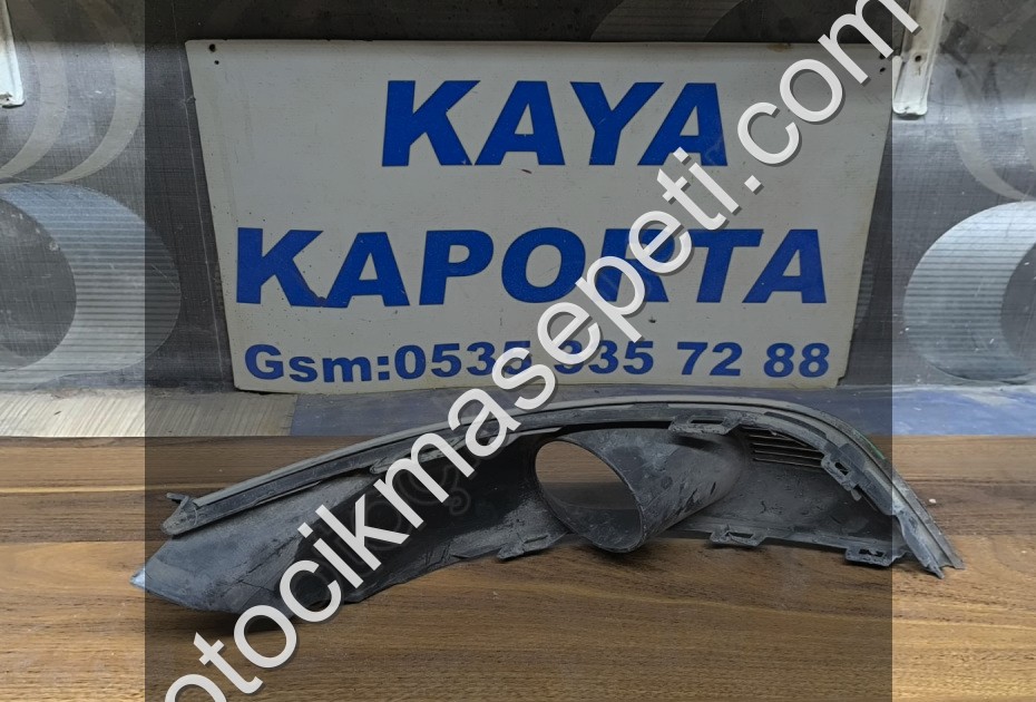 RENAULT MEGANE 4 SAĞ SİS ÇERÇEVESİ 261A27281R