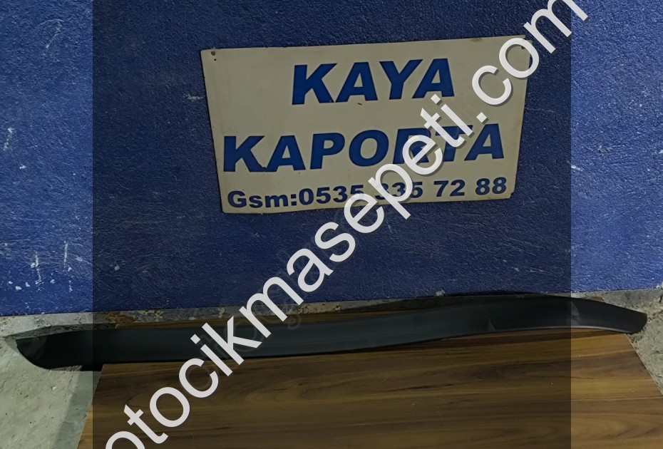 Toyota Yaris  Ön Tampon Spoyleri 76877-02150