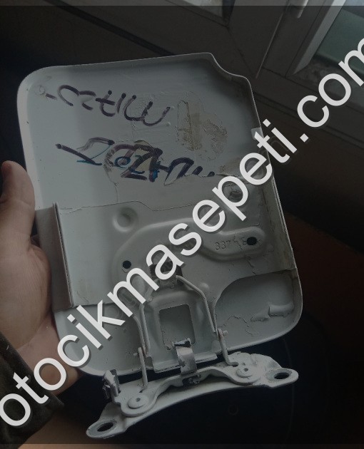 Renault symbol depo giriş kapağı