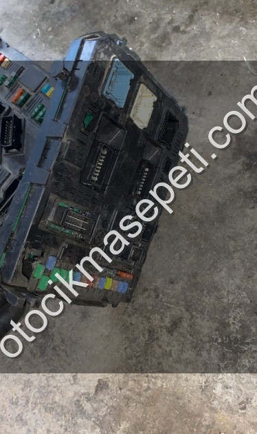 Peugeot 3008 09-16 arası BSİ beyni